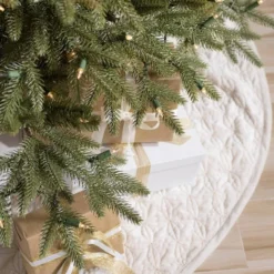 Balsam Hill 6.5' Clear LED Stratford Spruce Tree -Northlight Decor Sale GUEST 1007b831 f5ec 4f4a b47e f60fdc0bb77d