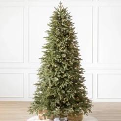 Balsam Hill 7.5' Clear LED Stratford Spruce Tree